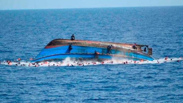 ਮੱਛੀ ਫੜਨ ਵਾਲੀ ਕਿਸ਼ਤੀ ਹਿੰਦ ਮਹਾਸਾਗਰ ''ਚ ਡੁੱਬਣ ਕਾਰਨ 39 ਲੋਕ ਹੋਏ ਲਾਪਤਾ,ਅੰਤਰਰਾਸ਼ਟਰੀ ਮਦਦ ਮੰਗੀ ਚੀਨ ਨੇ। 