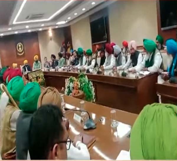  ਸਰਕਾਰ ਨਾਲ SKM ਦੀ ਨਹੀਂ ਬਣੀ ਸਹਿਮਤੀ,  5 ਮਾਰਚ ਲਈ ਕਿਸਾਨਾਂ ਨੇ ਕਰ ''ਤਾ ਵੱਡਾ ਐਲਾਨ