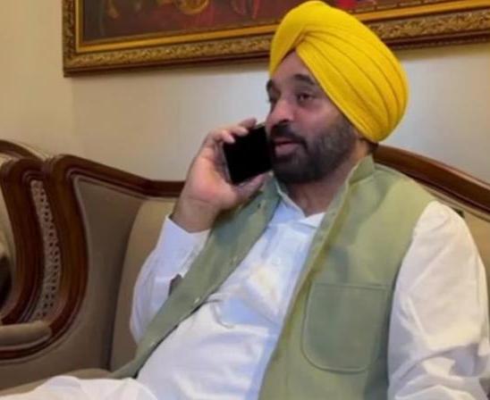  ਰਾਜੀਵ ਗਾਂਧੀ ਲਾਅ ਯੂਨੀਵਰਸਿਟੀ ਦੇ ਸੰਘਰਸ਼ਸ਼ੀਲ ਵਿਦਿਆਰਥੀਆਂ ਨਾਲ ਮੁੱਖ ਮੰਤਰੀ ਵੱਲੋਂ ਕੀਤੀ ਗਈ ਗੱਲਬਾਤ