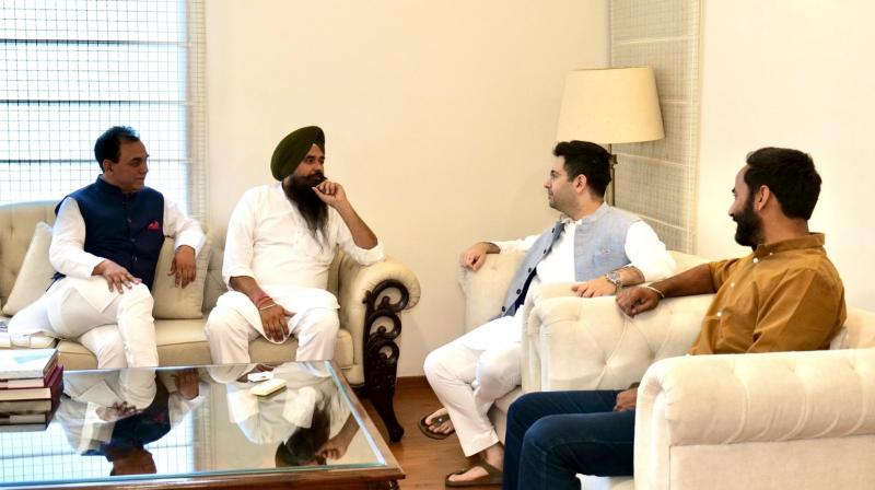 AAP ਦੇ ਜਿੱਤੇ MP ਤੇ ਹਾਰੇ ਉਮੀਦਵਾਰਾਂ ਨਾਲ ਰਾਘਵ ਚੱਢਾ ਨੇ ਕੀਤੀ ਅਹਿਮ ਬੈਠਕ 