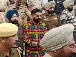 ਅੰਮ੍ਰਿਤਸਰ ਅਦਾਲਤ ’ਚ ਗੈਂਗਸਟਰ ਜੱਗੂ ਭਗਵਾਨਪੁਰੀਆ ਨੂੰ ਕੀਤਾ ਪੇਸ਼, 5 ਦਿਨਾ ਦੇ ਰਿਮਾਂਡ ’ਤੇ ਭੇਜਿਆ। 