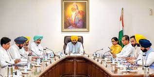 ਪੰਜਾਬ ਕੈਬਨਿਟ ਦਾ ਪਟਵਾਰੀਆਂ ਅਤੇ ਕਾਨੂੰਨਗੋ ਨੂੰ ਲੈ ਕੇ ਵੱਡਾ ਫ਼ੈਸਲਾ। 