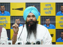 ਕੇਂਦਰ ਸਰਕਾਰ ਨੂੰ ''ਆਪ'' ਦੇ ਸੰਸਦ ਮੈਂਬਰ ਮਲਵਿੰਦਰ ਕੰਗ ਨੇ ਡੈੱਡਲਾਕ ਤੋੜਨ ਅਤੇ ਕਿਸਾਨਾਂ ਨਾਲ ਗੱਲਬਾਤ ਸ਼ੁਰੂ ਕਰਨ ਦੀ ਕੀਤੀ ਅਪੀਲ