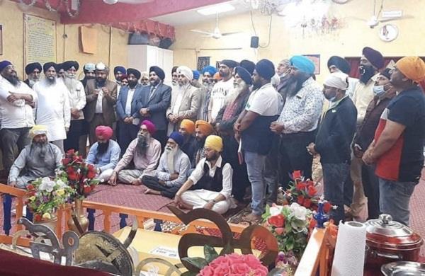 ਇਟਲੀ ''ਚ ਸਿੱਖ ਸੰਸਥਾਵਾਂ ਵੱਲੋਂ ਰੱਖਿਆ ਮੰਤਰੀ ਰਾਜਨਾਥ ਨੂੰ ਆਪਣੇ ਫ਼ੈਸਲੇ ਨੂੰ ਵਾਪਸ ਲੈਣ ਲਈ ਕੀਤੀ ਅਪੀਲ। 