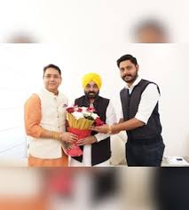  ਆਮ ਆਦਮੀ ਪਾਰਟੀ ਦੇ ਪੰਜਾਬ ਪ੍ਰਧਾਨ ਬਣੇ ਅਮਨ ਅਰੋੜਾ ਬਣੇ, ਸੈਰੀ ਕਲਸੀ ਬਣੇ ਉਪ ਪ੍ਰਧਾਨ, ਮੁੱਖ ਮੰਤਰੀ ਮਾਨ ਨੇ ਜ਼ਿੰਮੇਵਾਰੀ ਸੌਂਪੀ