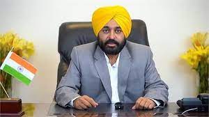 CM ਭਗਵੰਤ ਮਾਨ ਡੇਰਾ ਬਾਬਾ ਮੁਰਾਦ ਸ਼ਾਹ ਨਤਮਸਤਕ ਹੋਏ , ਗਾਇਕ ਗੁਰਦਾਸ ਮਾਨ ਨੇ ਕੀਤਾ ਸਨਮਾਨ। 