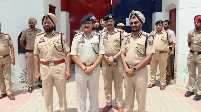 ‘ ਆਪ੍ਰੇਸ਼ਨ ਸਤਰਕ’: ਪੰਜਾਬ ਦੀਆਂ 25 ਜੇਲ੍ਹਾਂ ਵਿੱਚ ਪੰਜਾਬ ਪੁਲਿਸ ਤੇ ਜੇਲ੍ਹ ਵਿਭਾਗ ਨੇ ਸਾਂਝੇ  ਤੌਰ ’ਤੇ ਚਲਾਇਆ ਤਲਾਸ਼ੀ ਅਭਿਆਨ