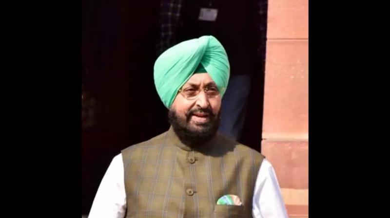 ''ਆਪ'' ਤੋਂ ਪ੍ਰਤਾਪ ਬਾਜਵਾ ਨੇ ਮੁਫ਼ਤ ਬਿਜਲੀ ਅਤੇ ਭਲਾਈ ਸਕੀਮਾਂ ਨੂੰ ਫ਼ੰਡ ਦੇਣ ਵਾਲੇ ਸਰੋਤਾਂ ਬਾਰੇ ਦੱਸਣ ਲਈ ਕਿਹਾ।