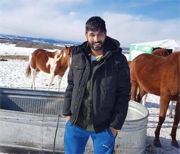 ਅੰਮ੍ਰਿਤਸਰ ’ਚ ਕੈਨੇਡਾ ਬੈਠੇ ਖ਼ਤਰਨਾਕ ਗੈਂਗਸਟਰ ਲੰਡਾ ਦੇ ਚਾਰ ਸਾਥੀ ਹੋਏ ਗ੍ਰਿਫ਼ਤਾਰ। 