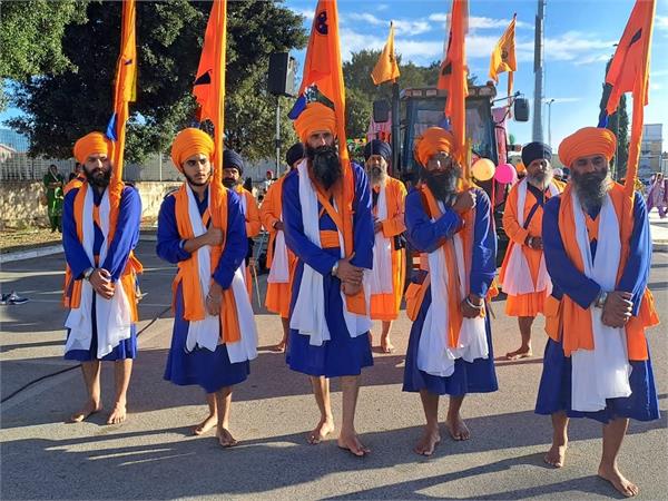 ਇਟਲੀ ’ਚ ਪਹਿਲੇ ਪ੍ਰਕਾਸ਼ ਪੁਰਬ ਨੂੰ ਸਮਰਪਿਤ ਵਿਸ਼ਾਲ ਨਗਰ ਕੀਰਤਨ ਹੋਇਆ। 