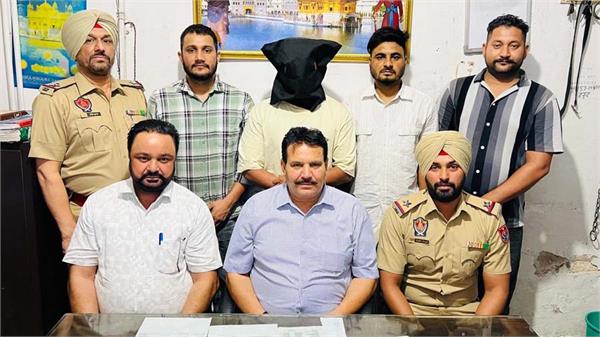 ਖ਼ਤਰਨਾਕ ਗੈਂਗਸਟਰ ਨੂੰ CIA ਸਟਾਫ਼ ਜਲੰਧਰ ਨੇ ਕੀਤਾ ਗ੍ਰਿਫ਼ਤਾਰ, ਹੋਏ ਵੱਡੇ ਖ਼ੁਲਾਸੇ