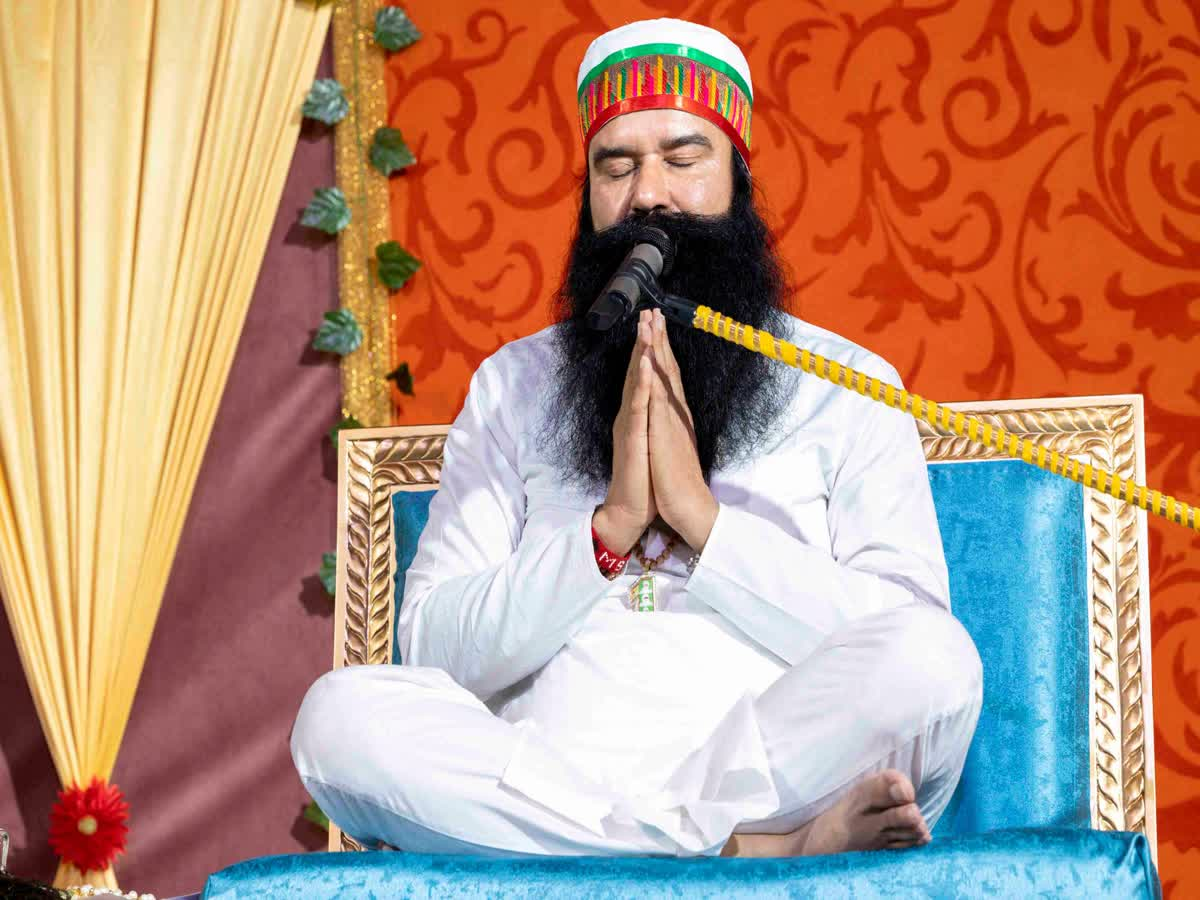 40 ਦਿਨ ਦੀ ਪੈਰੋਲ ‘ਤੇ ਆਏ ਬਾਬਾ ਰਾਮ ਰਹੀਮ ਨੇ ਵੈਲੇਨਟਾਈਨ ਡੇ ‘ਤੇ ਆਨਲਾਈਨ ਕਰਵਾਏ 3 ਵਿਆਹ