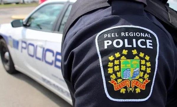 ਕੈਨੇਡਾ ''ਚ ਪੁਲਸ ਦੀ ਗੱਡੀ ਸੜਕ ਤੋਂ ਹਟਾਉਣ ਵਾਲਾ ਸਿੱਖ ਵਿਅਕਤੀ ਪੁਲਸ ਦੇ ਹੱਥੇ ਚੜਿਆ। 