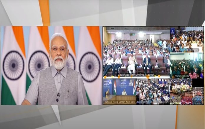 PM ਮੋਦੀ ਨੇ 70 ਹਜ਼ਾਰ ਤੋਂ ਵੱਧ ਨੌਜਵਾਨਾਂ ਨੂੰ ਸੌਂਪੇ ਨਿਯੁਕਤੀ ਪੱਤਰ, ਕਿਹਾ- ਅੱਜ ਦੇਸ਼ ਲਈ ਵੀ ਇਤਿਹਾਸਕ ਦਿਨ
