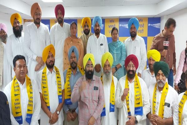 ਰਜਿੰਦਰ ਸਿੰਘ ਬਸੰਤ ਕਾਂਗਰਸ ਦਾ ਹੱਥ ਛੱਡ ‘ਆਪ’ ਚ ਹੋਏ ਸ਼ਾਮਲ