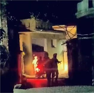 ਹੁਣ ਗੁਰਦਾਸਪੁਰ ‘ਚ ਦੇਖੇ ਗਏ 2 ਨਕਾਬਪੋਸ਼ ਸ਼ੱਕੀ, ਆਸਪਾਸ ਦੇ ਇਲਾਕੇ ‘ਚ ਪੁਲਿਸ ਫੋਰਸ ਤਾਇਨਾਤ