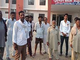 ਧੀ ਨੇ ਇਸ਼ਕ ਦੇ ਚਕਰ ''ਚ  ਪ੍ਰੇਮੀ ਹੱਥੋਂ ਮਰਵਾਇਆ ਪਿਉ। 