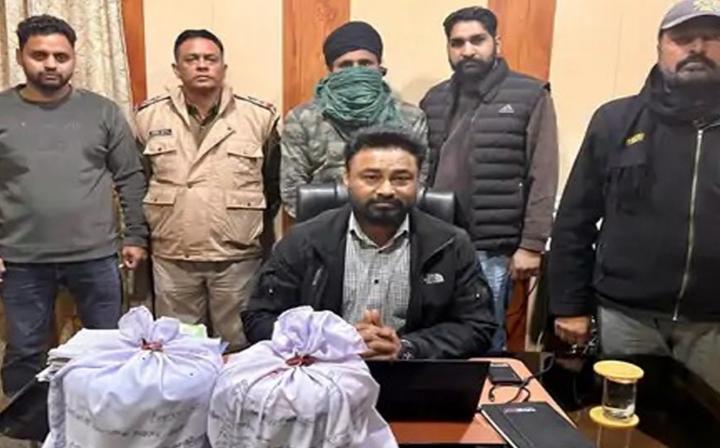 ਅੰਮ੍ਰਿਤਸਰ ਵਿੱਚ 1 ਵਿਅਕਤੀ 70 ਕਰੋੜ ਰੁਪਏ ਦੀ ਹੈਰੋਇਨ ਸਮੇਤ ਹੋਇਆ ਗ੍ਰਿਫ਼ਤਾਰ