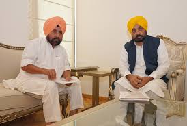 CM ਮਾਨ ਦੇ ਨਾਂ AAP ਦੇ ਜ਼ਿਲ੍ਹਾ ਪ੍ਰਧਾਨਾਂ ਨੇ ਲਿਖੇ ਮੰਗ ਪੱਤਰ, ਰੱਖਿਆ ਕੁੱਝ ਮੰਗਾ 