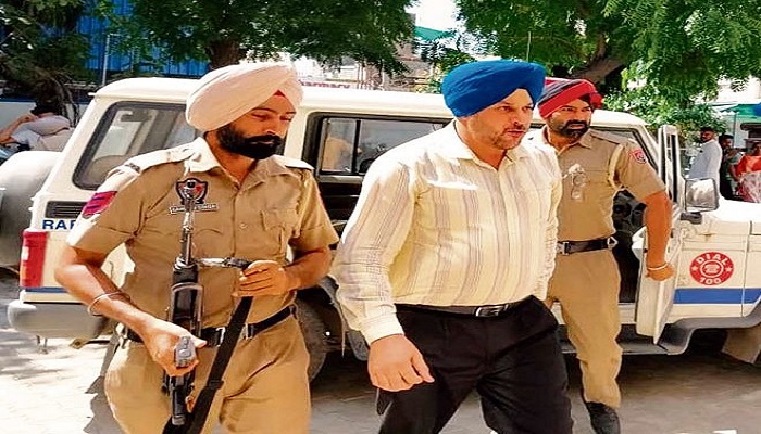 ਗੈਂਗਸਟਰ ਟੀਨੂੰ ਨੂੰ ਭਜਾਉਣ ਦੇ ਮਾਮਲੇ ‘ਚ ਬਰਖ਼ਾਸਤ CIA ਇੰਚਾਰਜ ਪ੍ਰਿਤਪਾਲ ਸਿੰਘ ਨੂੰ ਮਿਲੀ ਜ਼ਮਾਨਤ; ਹਾਈ ਕੋਰਟ ਨੇ ਦਿਤੀ ਰਾਹਤ