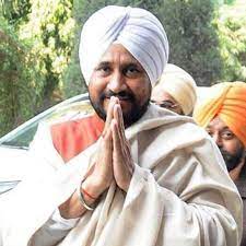''ਛੱਲਾ ਮੁੜ ਕੇ ਨਹੀਂ ਆਇਆ'',ਟ੍ਰੋਲ ਹੋ ਰਹੇ ਨੇ ਸਾਬਕਾ ਮੁੱਖ ਮੰਤਰੀ ਚੰਨੀ ਸੋਸ਼ਲ ਮੀਡੀਆ ''ਤੇ