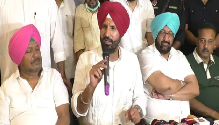 ਜਿੱਤ ਮਗਰੋਂ ਬੋਲੇ ਰਾਜਾ ਵੜਿੰਗ-‘ਬਿੱਟੂ ਕਾਂਗਰਸ ‘ਚ ਹੁੰਦਾ ਤਾਂ ਚੌਥੀ ਵਾਰ MP ਬਣਦਾ…’