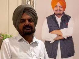 ਬਲਕੌਰ ਸਿੰਘ ਨੇ ਗੈਂਗਸਟਰਾਂ ਨੂੰ ਲੈ ਕੇ ਪਾਈ ਪੋਸਟ, “ਲਗੇਗੀ ਆਗ ਤੋ ਆਏਂਗੇ ਘਰ ਕਈ ਜਦ ਮੇਂ, ਯਹਾਂ ਪੇ ਸਿਰਫ਼ ਹਮਾਰਾ ਮਕਾਨ ਥੋੜੀ ਹੈ”