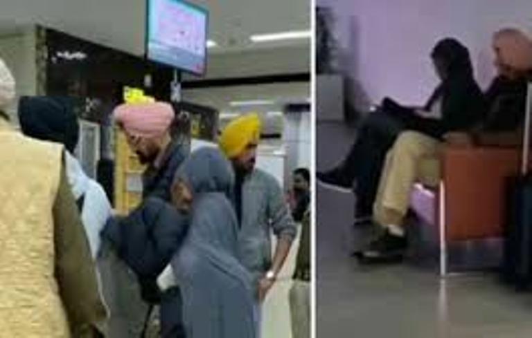 UK ਲਈ ਮੂਸੇਵਾਲਾ ਦੇ ਮਾਤਾ-ਪਿਤਾ ਰਵਾਨਾ,ਹਿੱਸਾ ਲੈਣਗੇ ਪੁੱਤ ਦੇ ਇਨਸਾਫ਼ ਲਈ ਕੀਤੇ ਜਾ ਰਹੇ ਪ੍ਰਦਰਸ਼ਨ ''ਚ। 