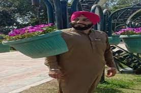 ਪਾਕਿਸਤਾਨ ਦੀ ਸੂਬਾਈ ਸਰਕਾਰ ਨੇ 5 ਲੱਖ ਰੁਪਏ ਮ੍ਰਿਤਕ ਸਿੱਖ ਕਾਰੋਬਾਰੀ ਦੇ ਪਰਿਵਾਰ ਨੂੰ ਮੁਆਵਜ਼ੇ ਵਜੋਂ ਦਿੱਤੇ। 