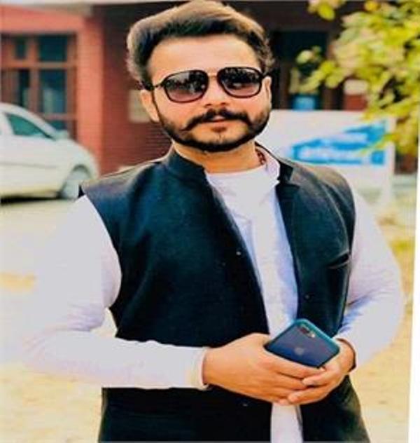 ਪੰਜਾਬ ਭਾਜਪਾ ਯੂਥ ਵਿੰਗ ਦੇ ਮੈਂਬਰ ਨੇ ਟਰੇਨ ਅੱਗੇ ਛਾਲ ਮਾਰ ਕੀਤੀ ਖ਼ੁਦਕੁਸ਼ੀ। 