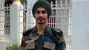 ਫ਼ੌਜ ਦਾ ਅੰਮ੍ਰਿਤਪਾਲ ਸਿੰਘ ਦਾ ਫ਼ੌਜੀ ਸਨਮਾਨਾਂ ਨਾਲ ਸਸਕਾਰ ਨਾ ਕੀਤੇ ਜਾਣ ''ਤੇ ਆਇਆ ਵੱਡਾ ਬਿਆਨ। 