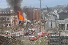 ਅਮਰੀਕਾ ''ਚ ਚਾਕਲੇਟ ਫੈਕਟਰੀ ''ਚ ਹੋਇਆ ਧਮਾਕਾ, 2 ਲੋਕਾਂ ਦੀ ਮੌਤ, 9 ਹੋਏ ਲਾਪਤਾ। 