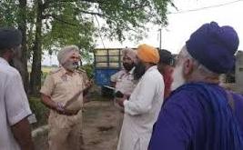 ਗੋਲੀਬਾਰੀ ਹੋਈ 2 ਕਰੋੜ ਦੀ ਬੋਲੀ ਲਗਾਉਣ ਵਾਲੇ ਪਿੰਡ ‘ਚ  , ਟਰੈਕਟਰ ਦੀ ਵੀ ਕੀਤੀ ਭੰਨਤੋੜ