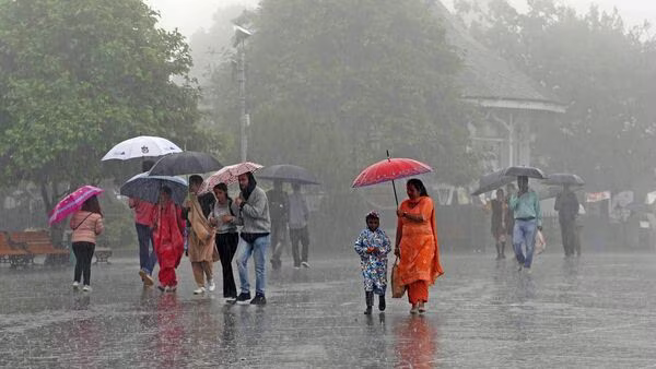 Weather Update: ਪੰਜਾਬ ਦੇ 4 ਜ਼ਿਲ੍ਹਿਆਂ ‘ਚ ਮੀਂਹ ਦੀ ਚੇਤਾਵਨੀ,ਮੌਸਮ ਹੋਇਆ ਸੁਹਾਵਣਾ, ਆਰੇਂਜ ਅਲਰਟ ਜਾਰੀ