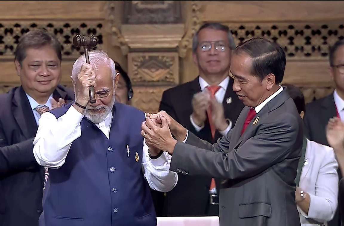 ਭਾਰਤ ਨੂੰ ਇੰਡੋਨੇਸ਼ੀਆ ਨੇ ਸੌਂਪੀ ਜੀ-20 ਦੀ ਪ੍ਰਧਾਨਗੀ, PM ਮੋਦੀ ਨੇ ਕਿਹਾ - ਸਾਡੇ ਲਈ ਮਾਣ ਵਾਲੀ ਗੱਲ। 