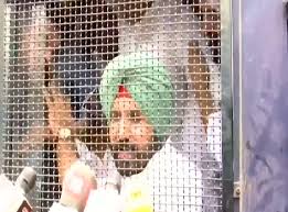 ਪੰਜਾਬ ਕਾਂਗਰਸ ਦੇ ਪ੍ਰਧਾਨ ਰਾਜਾ ਵੜਿੰਗ ਨੂੰ ਪੁਲਸ ਨੇ ਲਿਆ ਹਿਰਾਸਤ ''ਚ