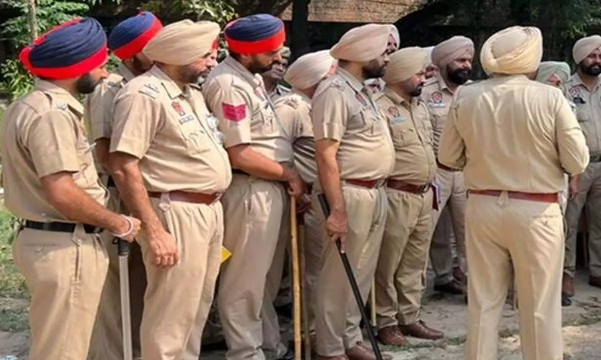 ਪੰਜਾਬ ਪੁਲਸ ਦੀ ਵੱਡੀ ਕਾਰਵਾਈ, ਇਕੋ ਸਮੇਂ ਤੇ ਗੈਂਗਸਟਰ ਲੰਡਾ ਨਾਲ ਸਬੰਧਤ 48 ਟਿਕਾਣਿਆਂ ’ਤੇ ਛਾਪੇਮਾਰੀ