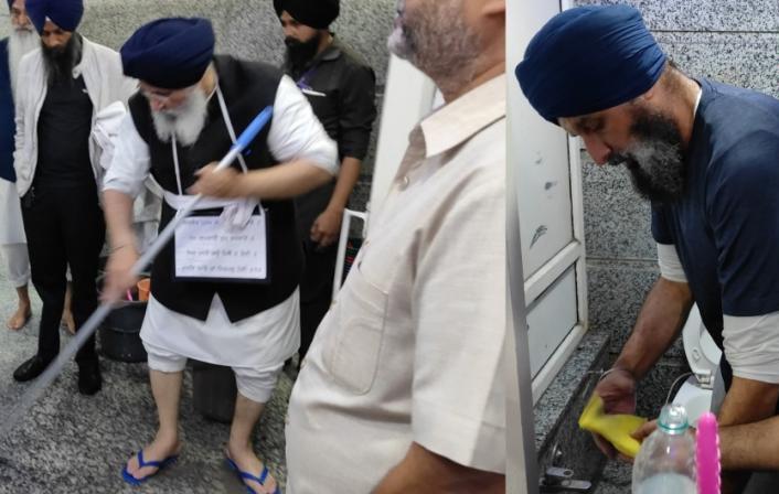 ਕਈ ਅਕਾਲੀ ਆਗੂ ਆਪੋ ਆਪਣੀ ਗੁਨਾਹ ਦੀ ਸਜ਼ਾ ਭੁਗਤ ਰਹੇ , ਪਖਾਨਿਆਂ ਦੀ ਵੀ ਕੀਤੀ ਸਫ਼ਾਈ