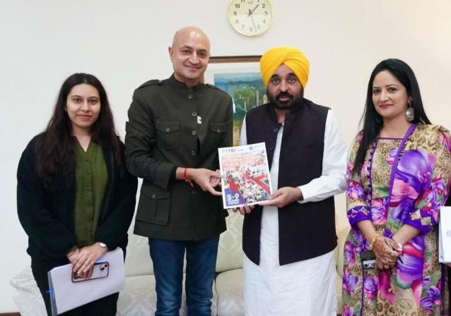  ਪੀਐਚਡੀਸੀਸੀਆਈ ਦੇ ਪਾਈਟੈਕਸ-2024 ਦੇ ਬਰੋਸ਼ਰ ਦਾ ਪੰਜਾਬ ਦੇ ਮੁੱਖ ਮੰਤਰੀ ਭਗਵੰਤ ਮਾਨ ਨੇ ਕੀਤਾ ਉਦਘਾਟਨ