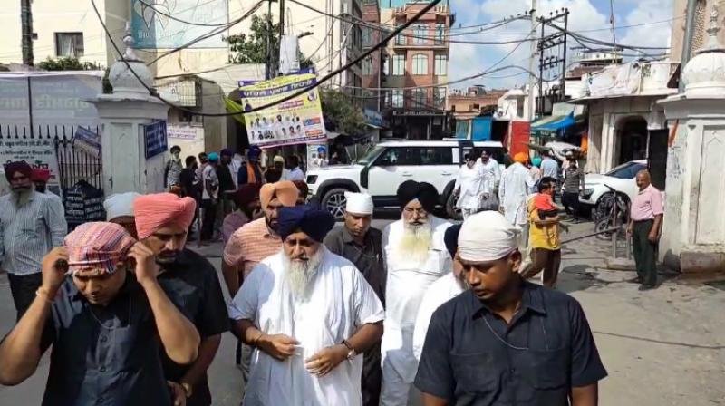 ਸੁਖਬੀਰ ਬਾਦਲ ਤਨਖਾਹੀਆ ਕਰਾਰ ਹੋਣ ਤੋਂ ਬਾਅਦ ਸ੍ਰੀ ਅਕਾਲ ਤਖ਼ਤ ਸਾਹਿਬ ''ਤੇ ਹੋਏ ਪੇਸ਼, ਲਿਖਤੀ ਤੌਰ ''ਤੇ ਖਿਮਾ ਮੰਗੀ