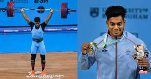 ਅਚਿੰਤਾ ਸ਼ੇਉਲੀ ਨੇ ਵੇਟਲਿਫਟਿੰਗ ''ਚ ਭਾਰਤ ਨੂੰ ਦਵਾਇਆ ਤੀਜਾ ਸੋਨ ਤਗਮਾ। 