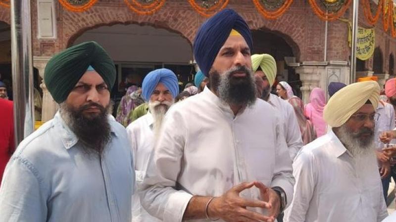 ਬਿਕਰਮ ਮਜੀਠੀਆ ਨੇ ਸ੍ਰੀ ਅਕਾਲ ਤਖ਼ਤ ਸਾਹਿਬ ''ਤੇ ਪੇਸ਼ ਹੋ ਕੇ ਸੌਂਪਿਆ ਸਪਸ਼ਟੀਕਰਨ