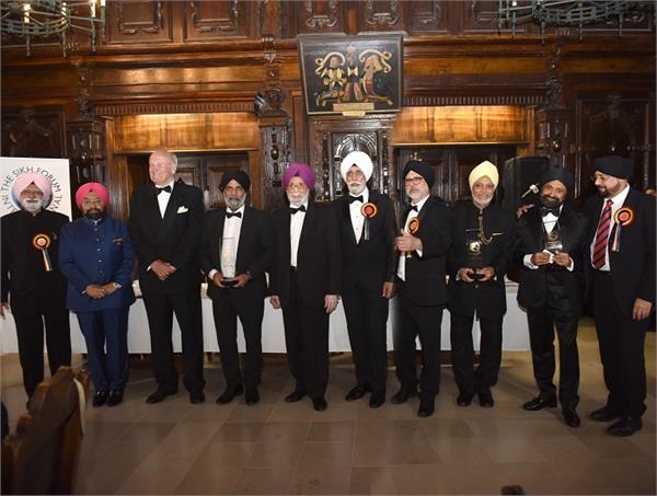 ਲੰਡਨ ''ਚ ‘ਸਿੱਖ ਫੋਰਮ ਇੰਟਰਨੈਸ਼ਨਲ’ ਵੱਲੋਂ 25ਵਾਂ ਸਾਲਾਨਾ ਸਨਮਾਨ ਸਮਾਰੋਹ ਕਰਵਾਇਆ ਗਿਆ। 