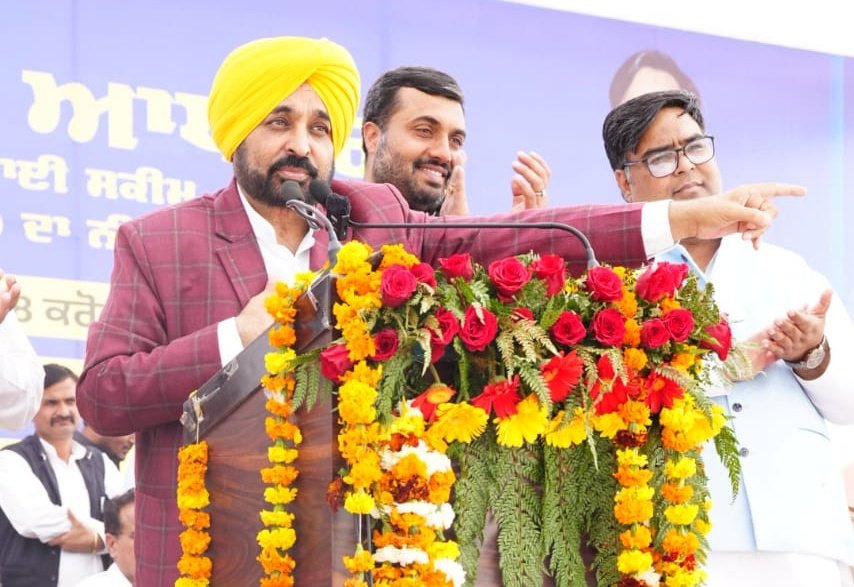 ਫਾਜ਼ਿਲਕਾ ‘ਚ CM ਮਾਨ ਨੇ 578 ਕਰੋੜ ਦੀ ਲਾਗਤ ਵਾਲੇ ਜਲ ਪ੍ਰੋਜੈਕਟ ਦਾ ਕੀਤਾ ਉਦਘਾਟਨ