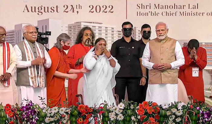 ਹਰਿਆਣਾ ਵਾਸੀਆਂ ਨੂੰ ਵੱਡੀ ਸੌਗਾਤ ਦਿੰਦੇ ਹੋਏ PM ਮੋਦੀ ਨੇ ਏਸ਼ੀਆ ਦੇ ਸਭ ਤੋਂ ਵੱਡੇ ਹਸਪਤਾਲ ‘ਅੰਮ੍ਰਿਤਾ’ ਦਾ ਉਦਘਾਟਨ ਕੀਤਾ 