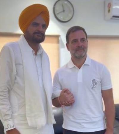 ਰਾਹੁਲ ਗਾਂਧੀ ਨੇ ਸਿੱਧੂ ਮੂਸੇਵਾਲਾ ਦੀ ਦੂਸਰੀ ਬਰਸੀ ਮੌਕੇ ਬਲਕੌਰ ਸਿੰਘ ਨਾਲ ਕੀਤੀ ਮੁਲਾਕਾਤ, ਇਨਸਾਫ ਦਾ ਦਿਤਾ ਭਰੋਸਾ