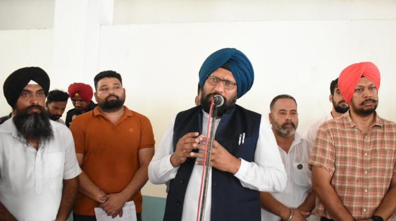 Bio CNG ਫੈਕਟਰੀ ਖ਼ਿਲਾਫ਼ ਕੈਬਨਿਟ ਮੰਤਰੀ ਬਲਕਾਰ ਸਿੰਘ ਵੱਲੋਂ ਕੰਧਾਲਾ ਗੁਰੂ ਵਾਸੀਆਂ ਦੇ ਵਿਰੋਧ ਦੀ ਹਮਾਇਤ