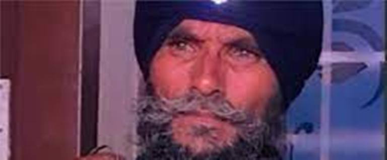 ਗੁਰੂ ਘਰ ਤੋਂ ਮੱਥਾ ਟੇਕ ਕੇ ਆ ਰਹੇ ਨਿਹੰਗ ਸਿੰਘ ਦਾ ਤਰਨਤਾਰਨ ’ਚ ਗੋਲ਼ੀਆਂ ਮਾਰ ਕੇ ਕੀਤਾ ਕਤਲ।