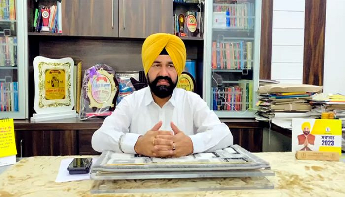 MLA ਗੁਰਪ੍ਰੀਤ ਸਿੰਘ ਬਨਾਵਾਲੀ ਦੀ ਵੱਡੀ ਪਹਿਲ, ਹੜ੍ਹ ਪੀੜਤਾਂ ਦੀ ਮਦਦ ਲਈ ਦਾਨ ਕੀਤੀ ਇਕ ਮਹੀਨੇ ਦੀ ਤਨਖਾਹ