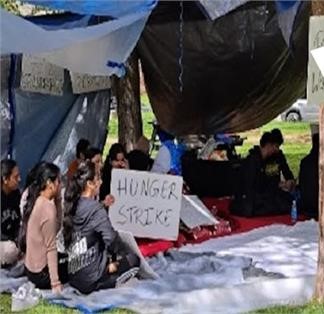 ਕੈਨੇਡਾ ''ਚ ਪ੍ਰਦਰਸ਼ਨਕਾਰੀ ਭਾਰਤੀ ਵਿਦਿਆਰਥੀਆਂ ਨੇ ਭੁੱਖ ਹੜਤਾਲ ਕੀਤੀ ਖ਼ਤਮ